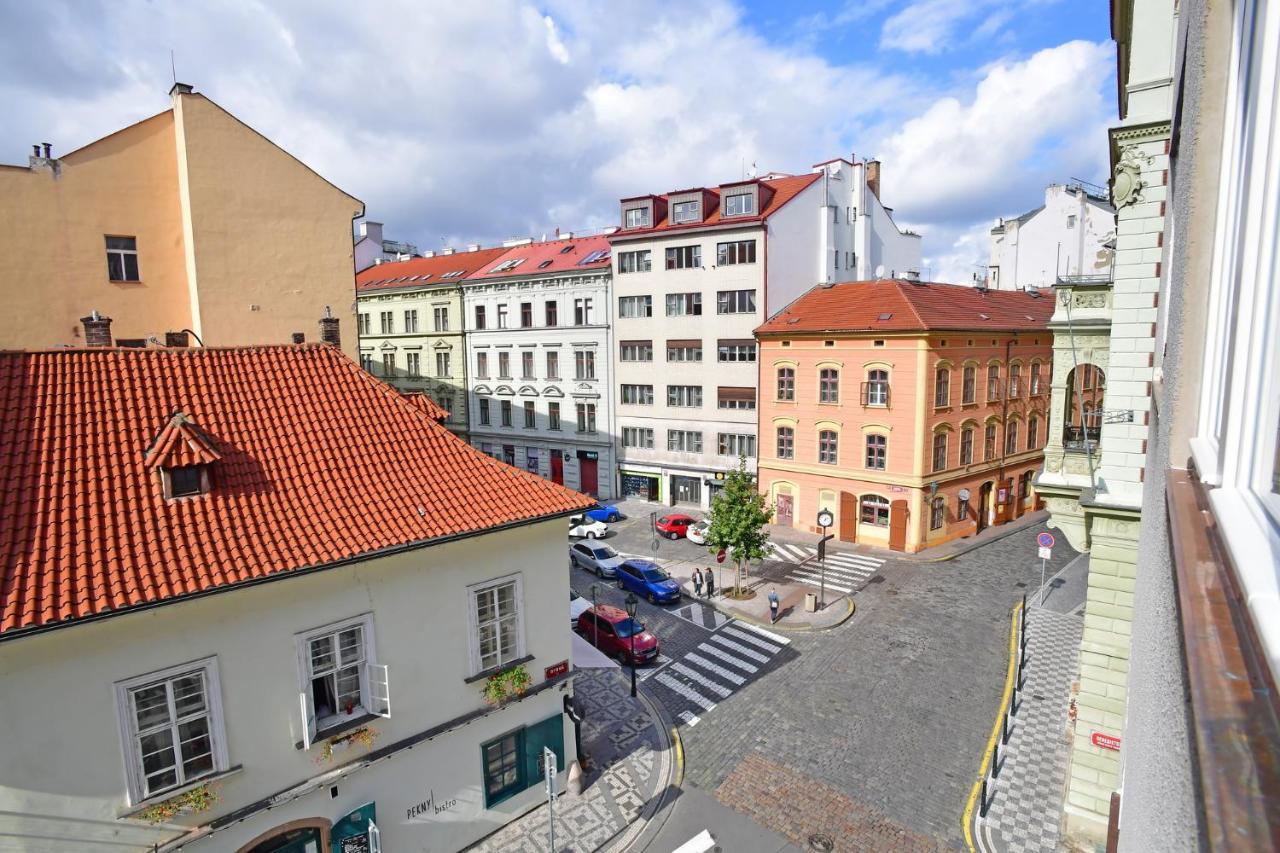 Benedikt City Center Hostel Praha Eksteriør bilde