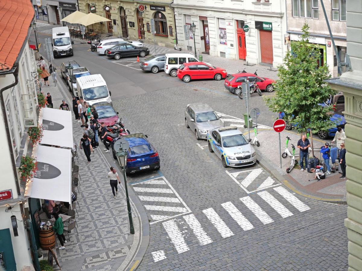 Benedikt City Center Hostel Praha Eksteriør bilde