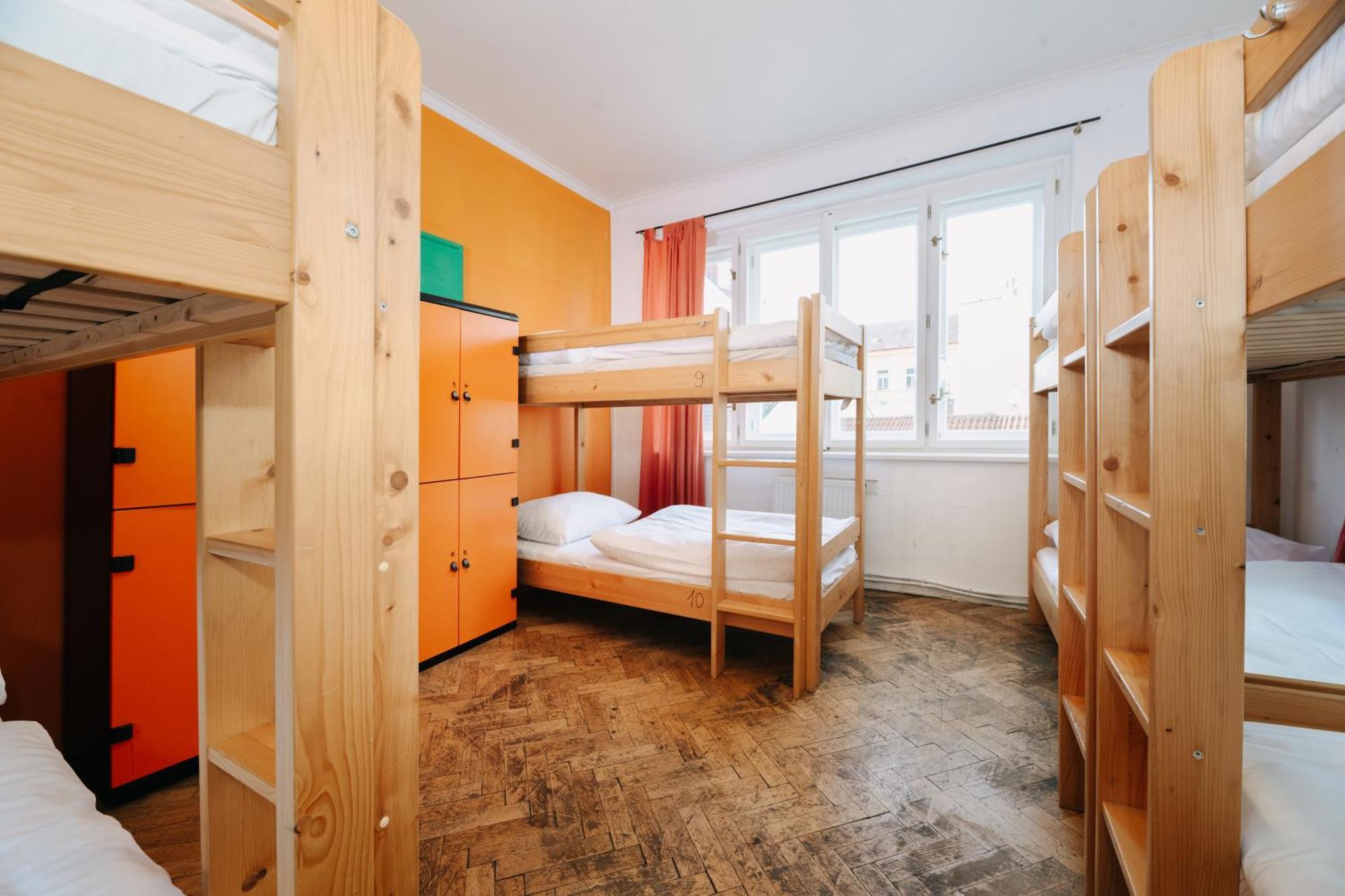 Benedikt City Center Hostel Praha Eksteriør bilde
