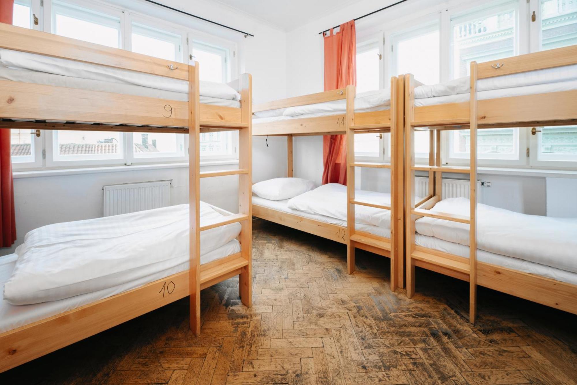 Benedikt City Center Hostel Praha Eksteriør bilde