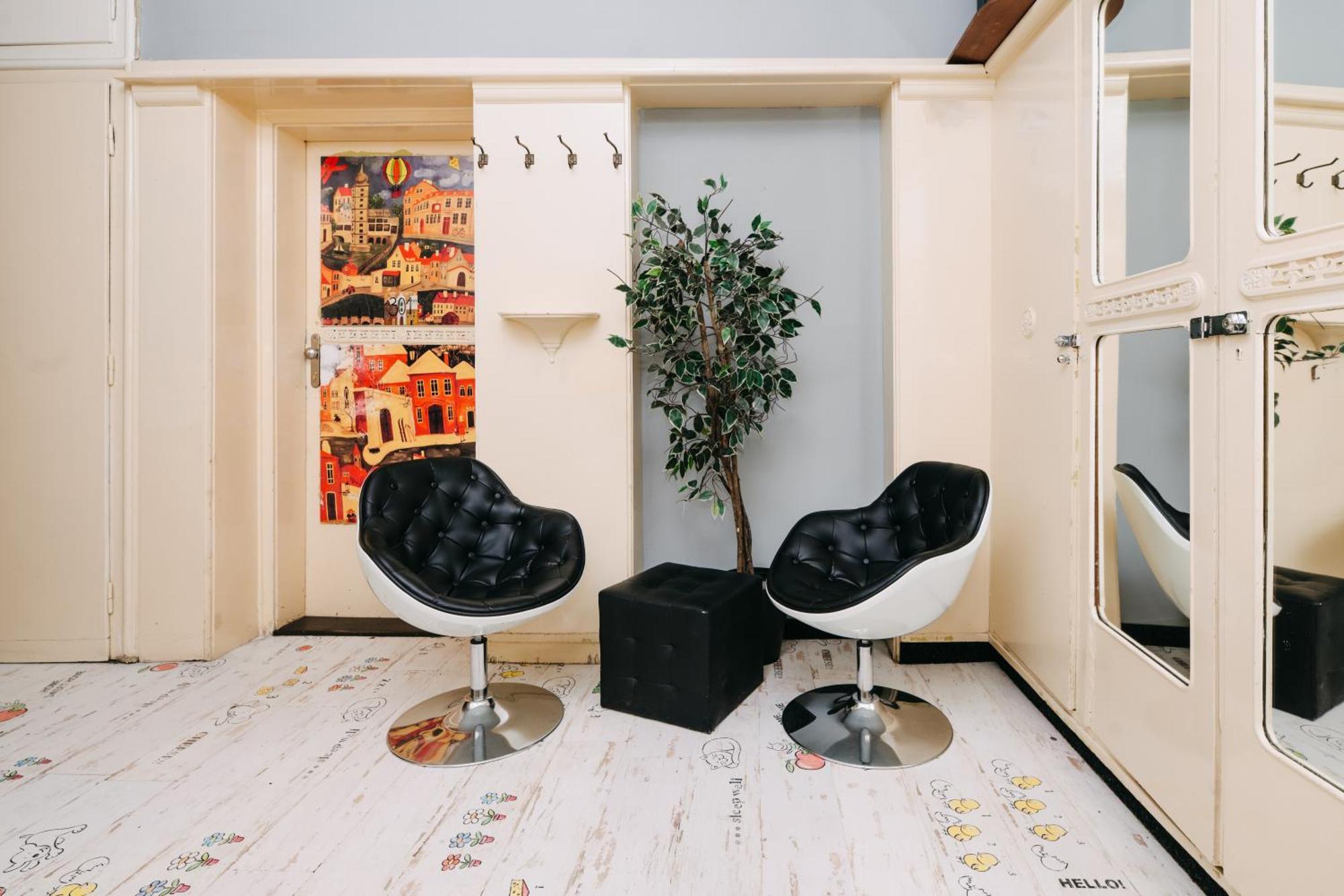 Benedikt City Center Hostel Praha Eksteriør bilde